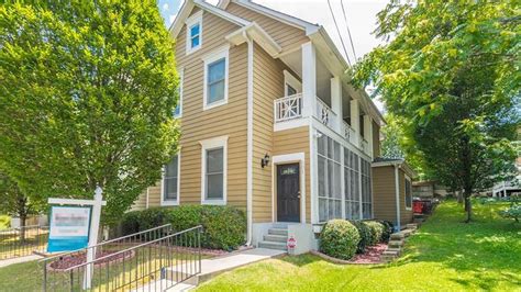 Recently Renovated Old Fourth Ward Townhome Aims For 635k Curbed Atlanta