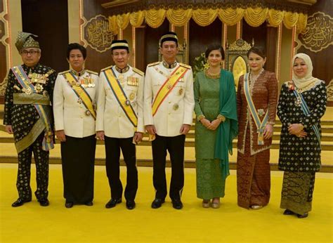 Check spelling or type a new query. Bijak & Cantik! Raja Puan Muda Kedah, Che Puan Muda ...