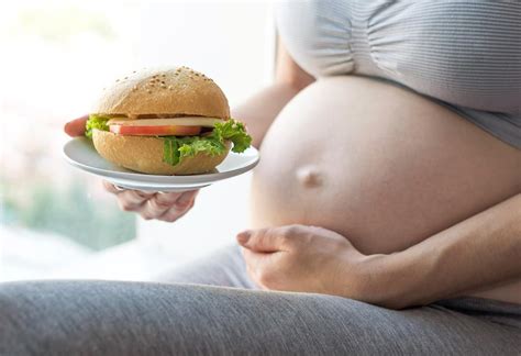 Eating Burgers In Pregnancy Health Benefits And Harmful Effects