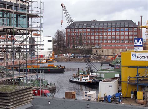 Tempelhofer hafen is located in berlin. Tempelhofer Hafen, Baustelle, Photos (Berlin-Tempelhof online)