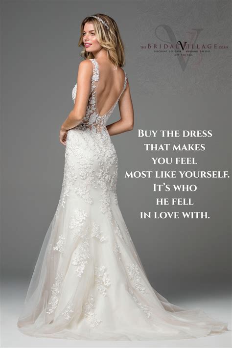 The uk's original online marketplace for creative & stylish brides to buy & sell preloved wedding items, here you'll find everything from the dress to the décor, from. Five Reasons To Buy Your Wedding Clothing Online and ...