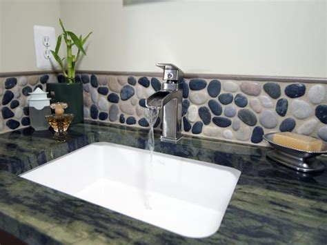 An ideal canvas to enjoy a trendy design, their tiny scale makes backsplashes workable for diy projects. 20 Eye-Catching Bathroom Backsplash Ideas