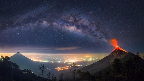 Milky Way Coming Out Of An Erupting Volcano Guatemala Oc 1920x1080