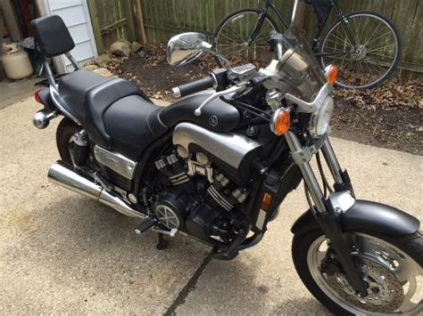 $10,899 usd canadian msrp price: 2003 Yamaha V Max for sale on 2040-motos