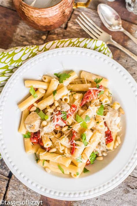 Reduce heat and stir in corn, beans, garlic, and tomatoes. Chicken Alfredo Pasta Dinner Recipe {1 Pan, 30 Minute ...