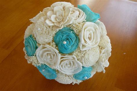 My favorite shade of blue is this tiffany blue shade, i think it is. tiffany blue wedding boquets | Some Colors Flowers make ...