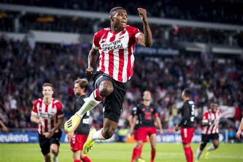 It is best known for its professional football department, which plays in the eredivisie , the dutch football top division, since its inception in 1956. PSV Eindhoven thrashed FC Utrecht 4-0 | Eredivisie