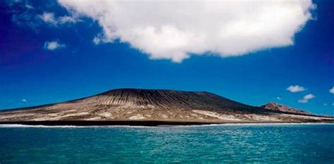 Una Erupción Volcánica Submarina Creó Una Isla En La Polinesia