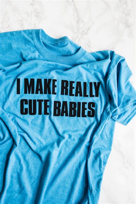 An easy diy father's day card anyone can make with paper! DIY Graphic Father's Day Shirts - The Sweetest Occasion