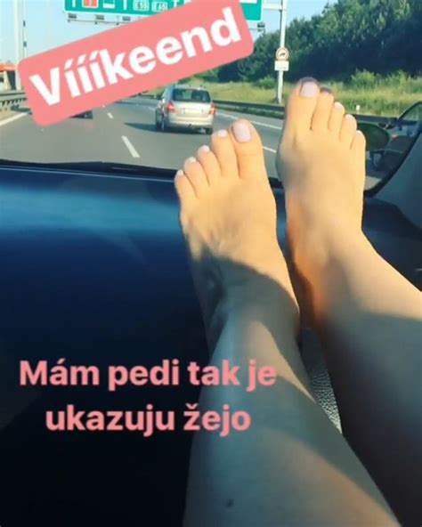 Veronika Arichtevas Feet