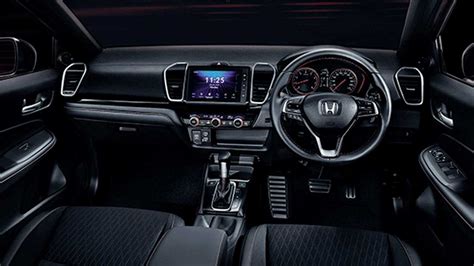 • the car looks contemporary and unmistakably honda city. Novo Honda City 2020: veja o que mudou na comparação com o ...