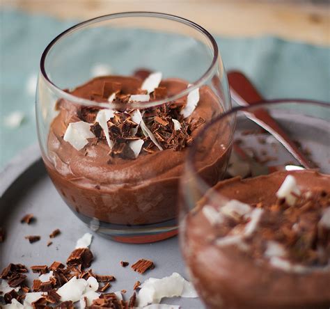 The dark chocolate flavor is a more intense chocolate taste than the milk chocolate mousse. Velvety Dark Chocolate Mousse | Meijer Speciality Pharmacy