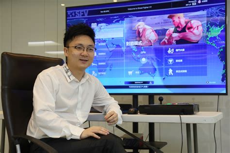 Zhong nanshan frcpe frcp frcpi (chinese: 專業課程培育打機人才 - StartUpBeat