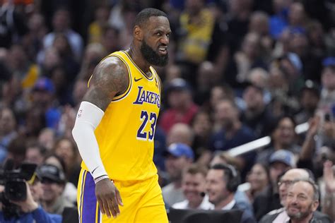 Nba Lebron Leads Epic Lakers Fightback To Beat Clippers