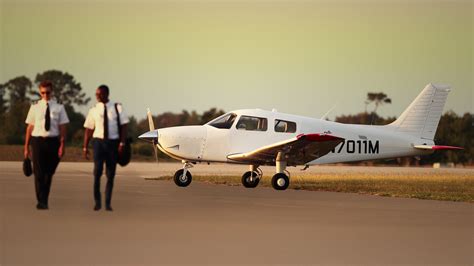 Piper Unveils New Trainers Aopa