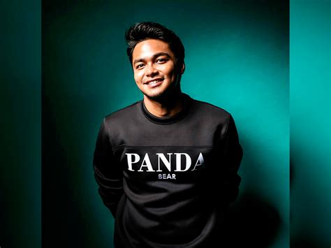 Syafiq kyle ретвитнул(а) haslina hassan. Bercinta Hero-Heroin, Tak Bantu Naikkan Rating Pun ...