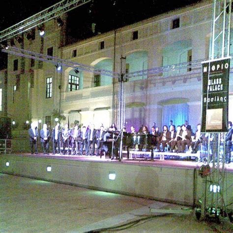 Σύμφωνα με τα νεότερα στοιχεία απο το δίκτυο αυτόματων μετεωρολογικών σταθμών του εθνικού αστεροσκοπείου αθηνών/meteo.gr, οι άνεμοι έχουν σταδιακά ενισχυθεί τις τελευταίες ώρες. Δραστηριότητες
