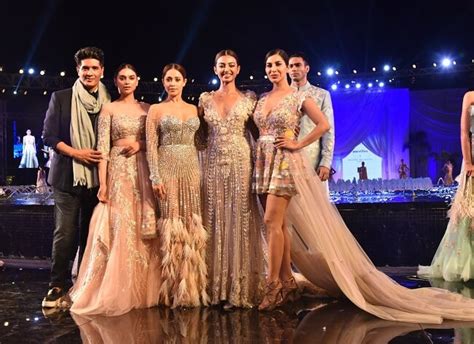 List of top 10 indian fashion designers you should know. Top 10 Famous Fashion Designers in India - LooksGud.in