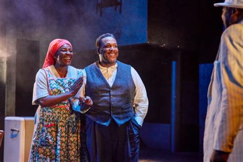 Review Death Of A Salesman Young Vic There Ought To Be Clowns