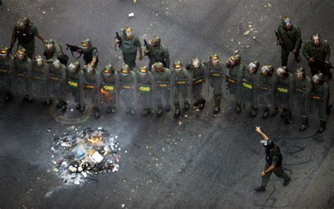 Venezuela Issues Arrest Warrant For Opposition Leader After Clashes Cnn