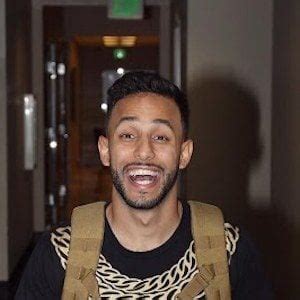 Anwar made t bisex 30 th join gratis : Anwar Jibawi - Bio, Family, Trivia | Famous Birthdays