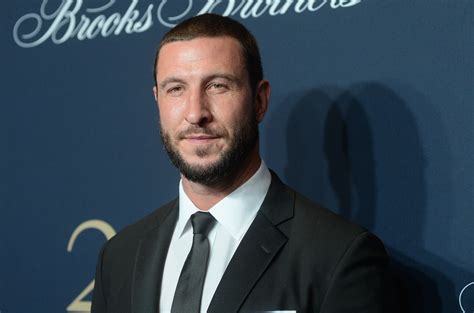 Dear john from nanaimo bc; Halo TV Show Casts Pablo Schreiber as Master Chief in ...