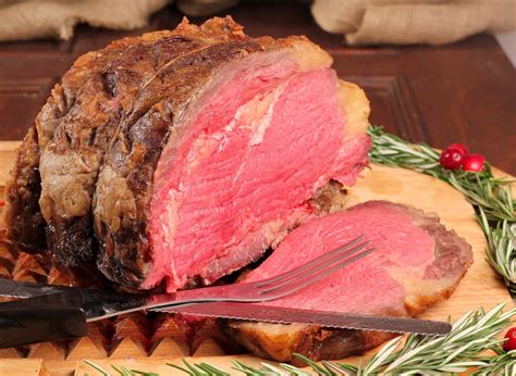 Chef marcela valladolid coats prime rib with a mix of soy sauce, ground chile, garlic and peppercorns, which forms a peppery. Christmas Prime Rib~ | Prime rib, Prime rib roast, Steak ...