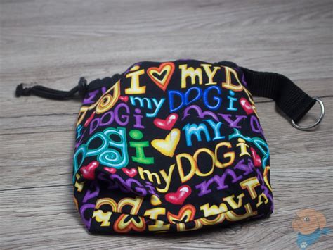 Die ersten symptome sind oft eher unspezifisch: Leckerli Beutel I love my dog auf schwarz