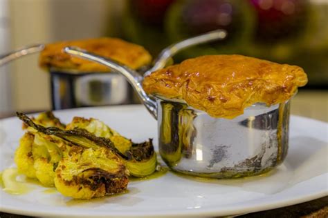 We did not find results for: Chicken, Spinach and Broccoli Pie | James Martin Chef
