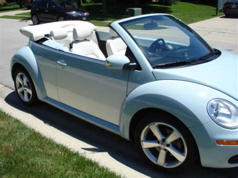 We had a 2014 vw beetle and decided to take in and up to the 2019 because it's no longer being made. Find used 2010 Final Edition Volkswagen Beetle Convertible ...