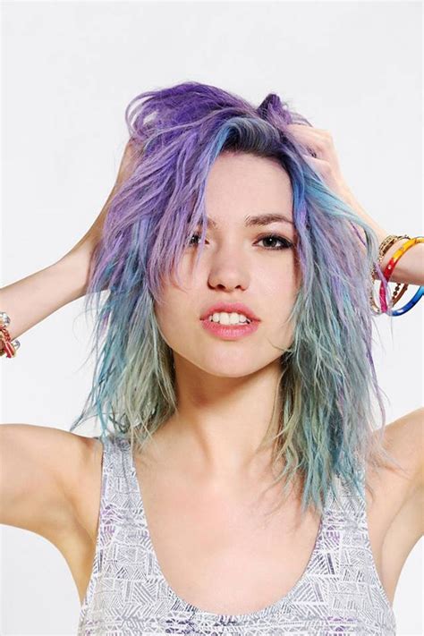 This week we have launched our very own hair chalk just in time for halloween, and we just couldn't wait to get our hands on it and try it out. 11 Chalk Dyed Hair Ideas You Must Love - Pretty Designs
