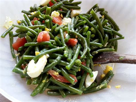Esta receta de judías verdes esparragadas llenará tu mesa de sabor y alegría. Ensalada de judías verdes - Ensalada de judías verdes con ...