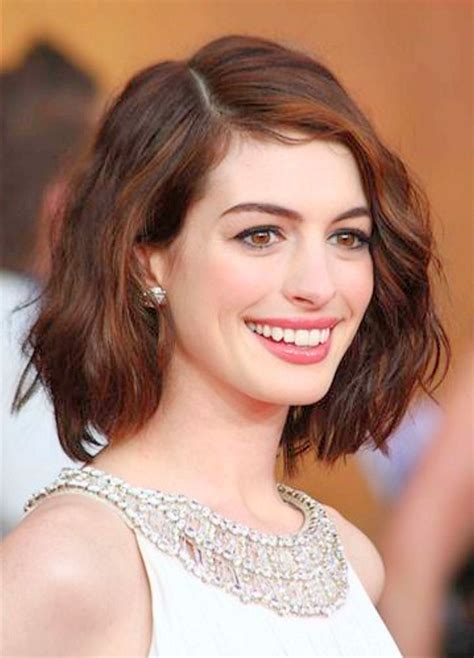 Pictures Of Anne Hathaway With Short Hair Short Hair