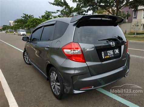 Then i remembered the definition in the magnetic fields song: Jual Mobil Honda Jazz 2012 RS 1.5 di Banten Automatic ...