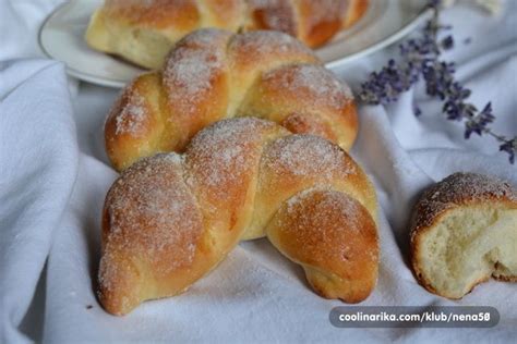 Weitere ideen zu serbisch essen, essen, kroatische rezepte. Puter kifle — Coolinarika | Rezept | Hefe kuchen, Kuchen, Hefe