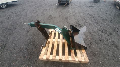Compact Tractor Three Point Linkage Rear Loader With Bucket In