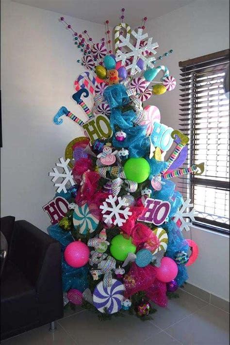35 Inspiring Christmas Tree Ideas Best For Your Living