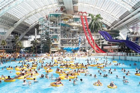 The Most Bizarre Water Parks In The World Water Park Indoor