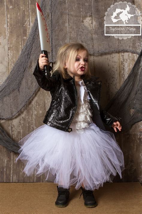 Chucky's bride costume  HALLOWEEN.  Pinterest  Bride costume