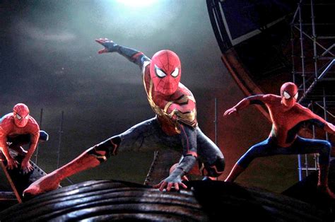 Homem Aranha Novas Imagens Oficiais Mostram Her Is Lutando Juntos Sobre Sagas By Technews