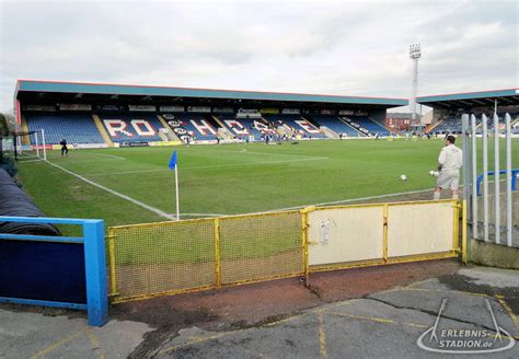 Showcase your clubs ground in your own home with our simple and unique style of maps. Rochdale AFC vs Torquay United FC 16.02.2013 | Spiele ...