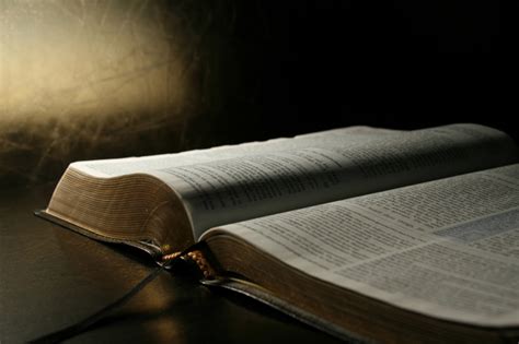 10 Pairs Of Bible Verses That Totally Contradict Each Other