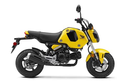 It'll be available in may with abs as an option (shown). Honda Grom 2022 ra mắt, ngoại hình thể thao, giá từ 78 ...