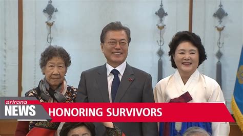 pres moon invites victims of japanese wartime sex slavery to blue house youtube