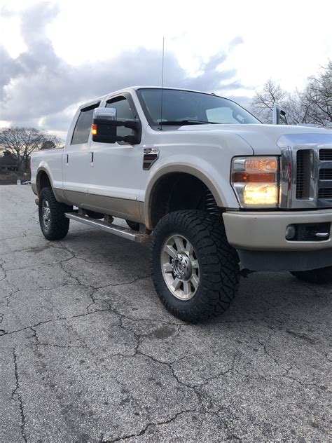 Rough Country 45” Lift And 37x1250x20 Nitto Ridge Grapplers 2009 F250