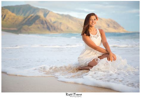 Senior Portraits In Hawaii Macy Right Frame Photography