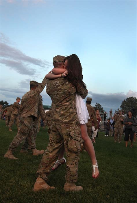 15 Photos Of Military Homecomings That Will Make Your Heart Explode