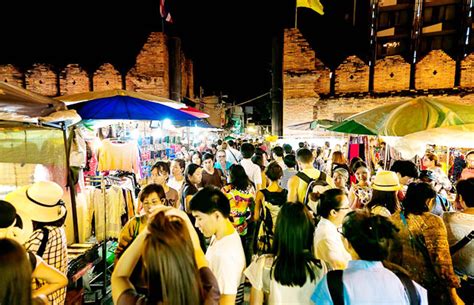 Chiang Mai Night Bazaar Passion Indochina Travel