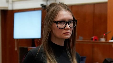 Anna Delvey Sorokin From Inventing Anna Being Released From Prison