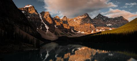 Sunrise At Moraine Lake Alberta Canada 9025x4083 Oc